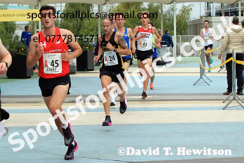 Senior mens 6 Stage Relay, 2022 Northern Road Relays, SportsCity, Manchester. Photo: David T. Hewitson/Sports for All Pics
